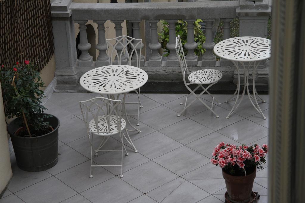 La Terrazza Vercelli Bed & Charme Exterior photo